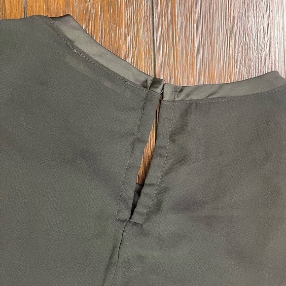 Mango “MNG Casual” Textured Metallic Tank Size Small - Picture 7 of 8